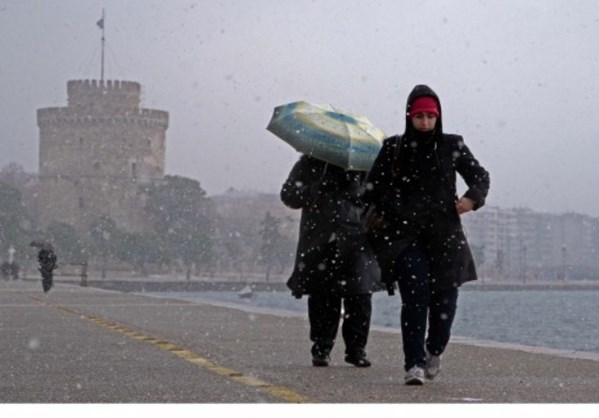 Ξεκίνησε η επέλαση του χιονιά στη Βόρεια Ελλάδα